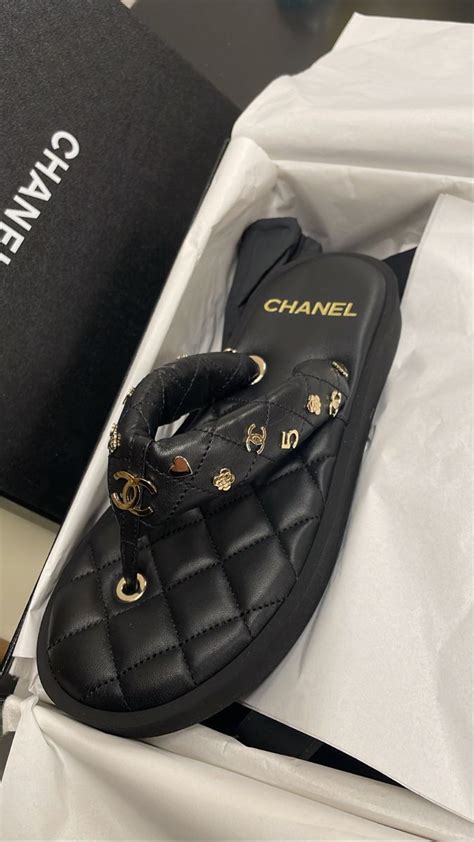 chanel quilted flip flops